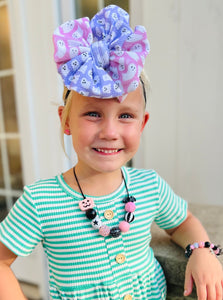 “Witch Way to the Candy" Necklace